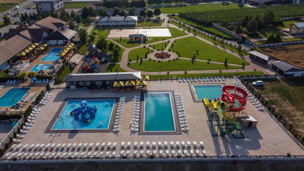 Hotel Intergaj 비옐리나 외부 사진